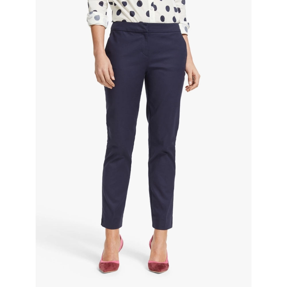 Boden Richmond Trousers in Navy